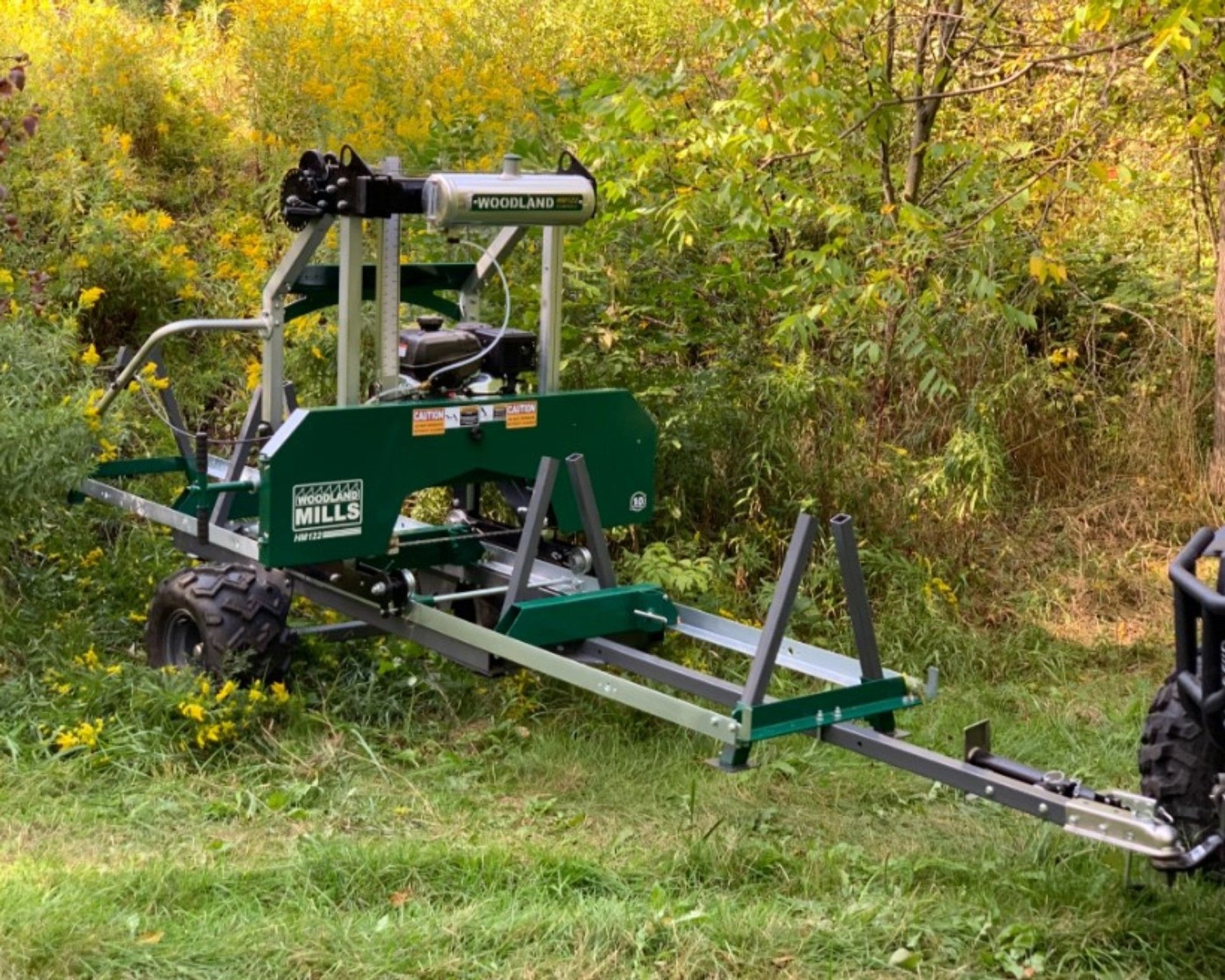 Woodland Mills HM122 Trailer Mounted Sawmill